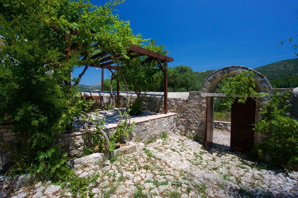 Photo of Outdoor in Mazarakata