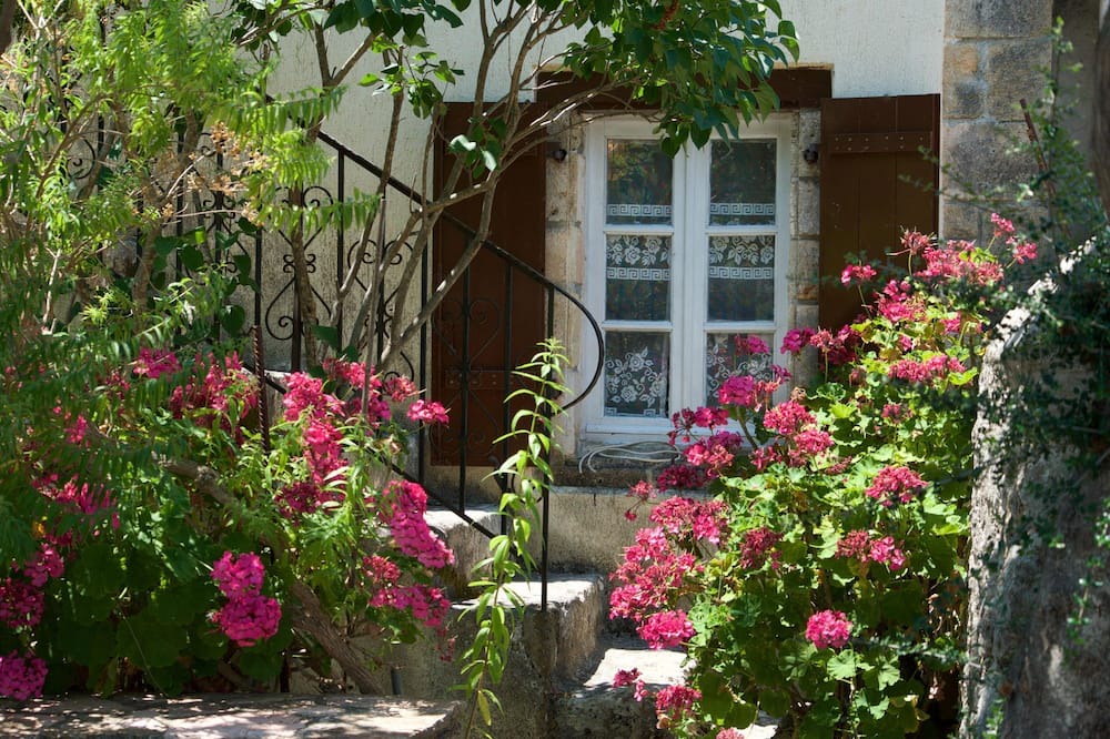 Photo of Outdoor in Mazarakata