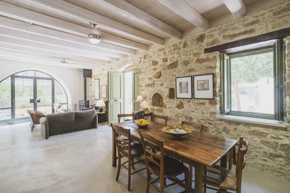 Photo of Livingroom in Kontomari