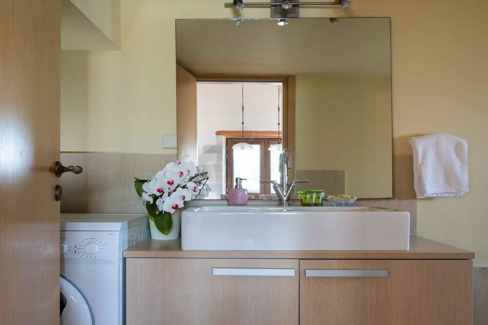 Photo of Kitchen in Makhairoi