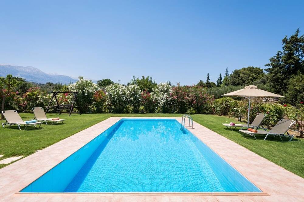 Photo of Outdoor in Maza