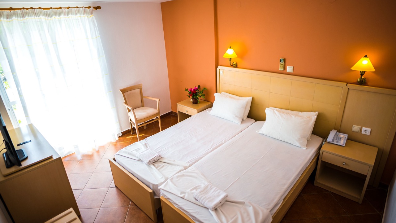 Photo of Bedroom in Messonghi
