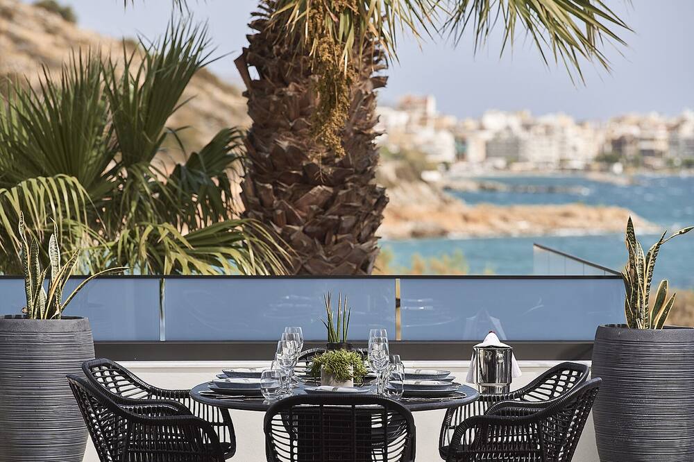 Photo of Patio Balcony in Almyros
