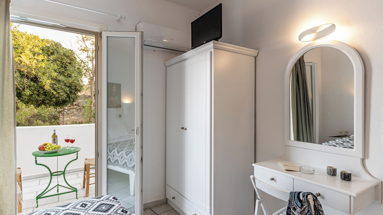 Photo of Bedroom in Agia Anna
