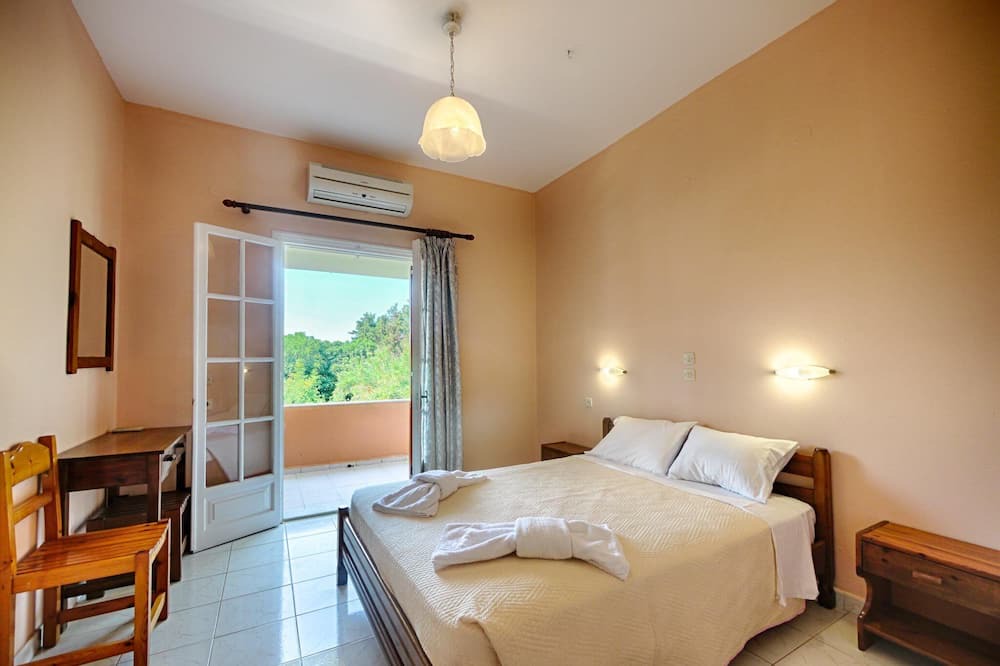 Photo of Bedroom in Agios Georgios Pagon