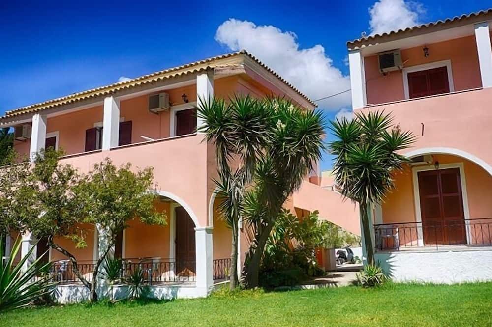 Photo of Outdoor in Agios Georgios Pagon