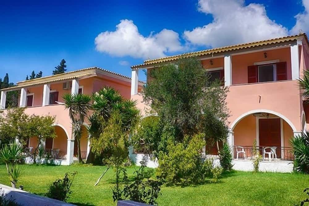 Photo of Outdoor in Agios Georgios Pagon