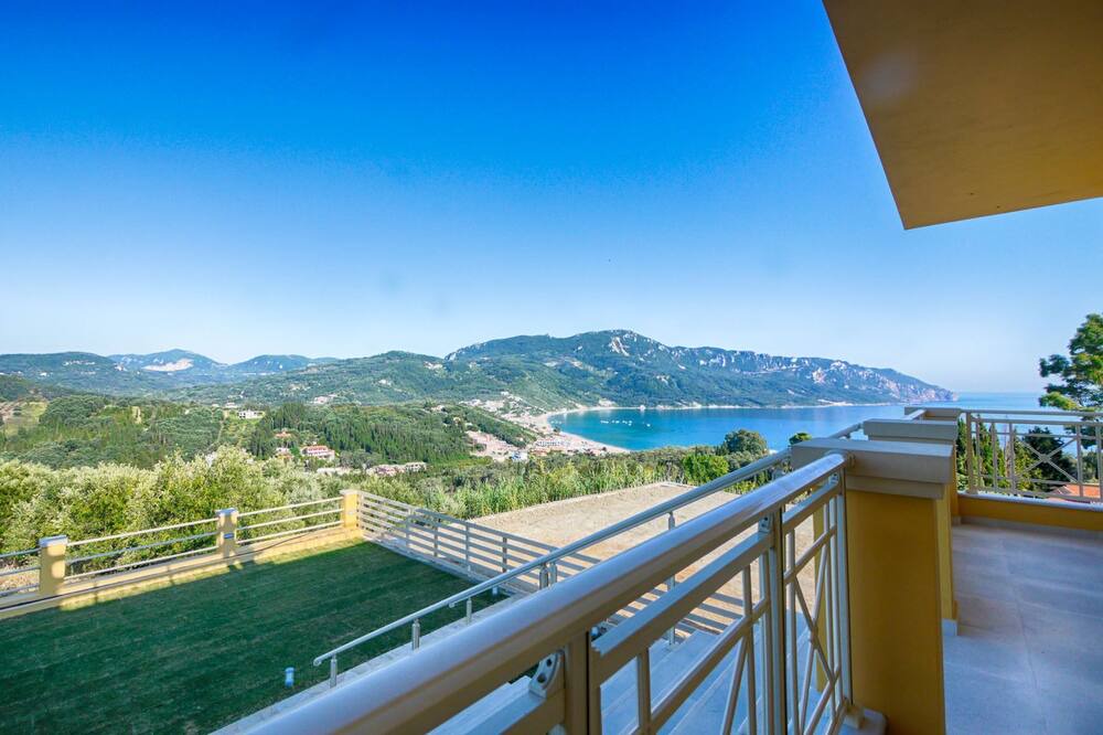 Photo of Patio Balcony in Termenades