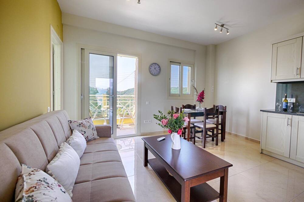 Photo of Livingroom in Termenades