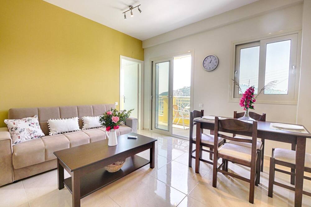 Photo of Livingroom in Termenades