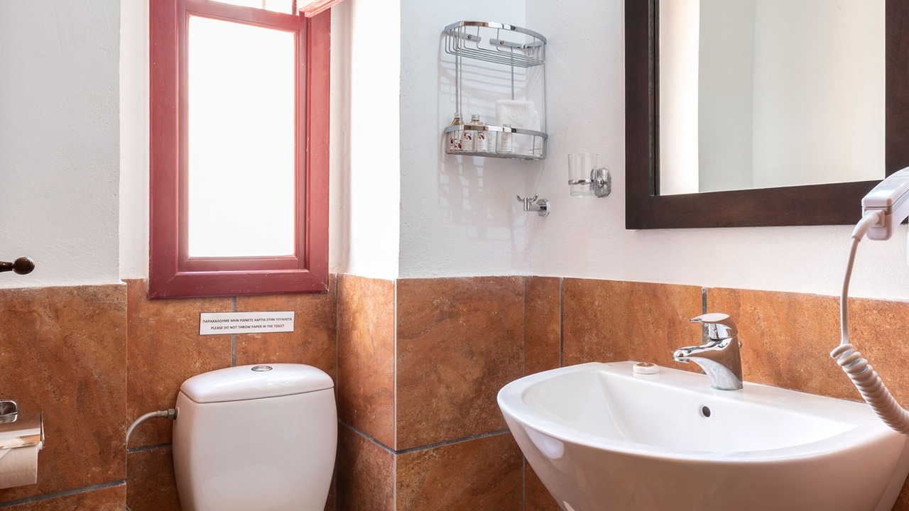 Photo of Bathroom in Varos