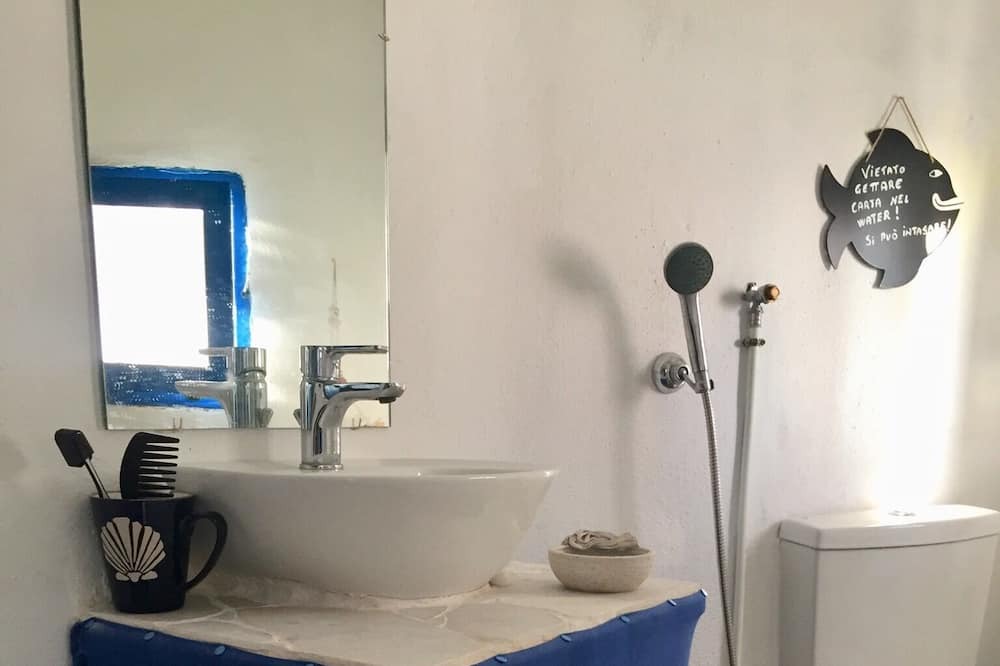 Photo of Bathroom in Glinado