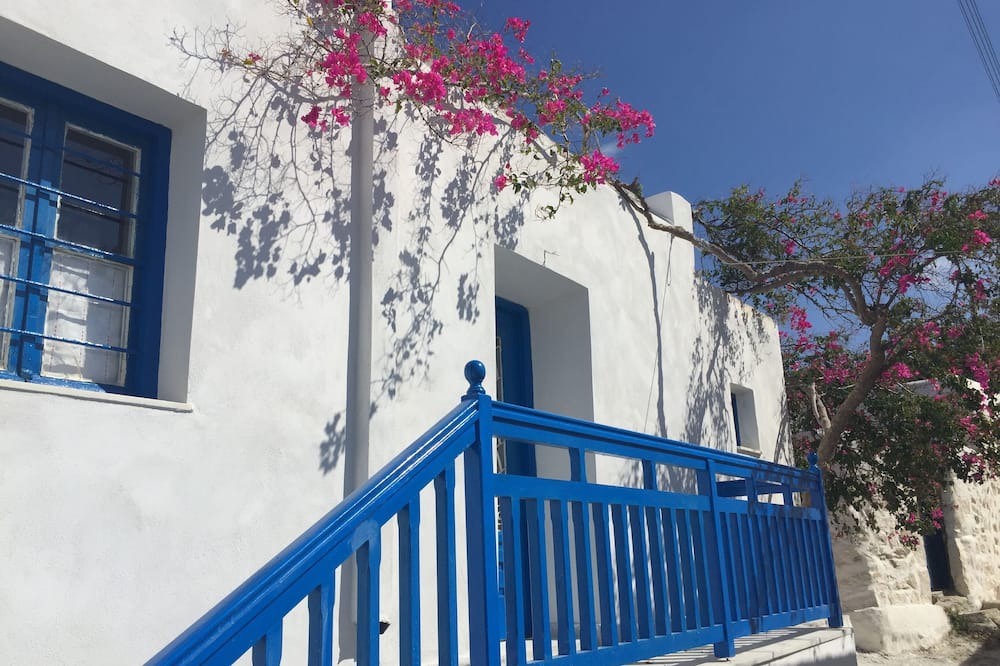 Photo of Outdoor in Glinado