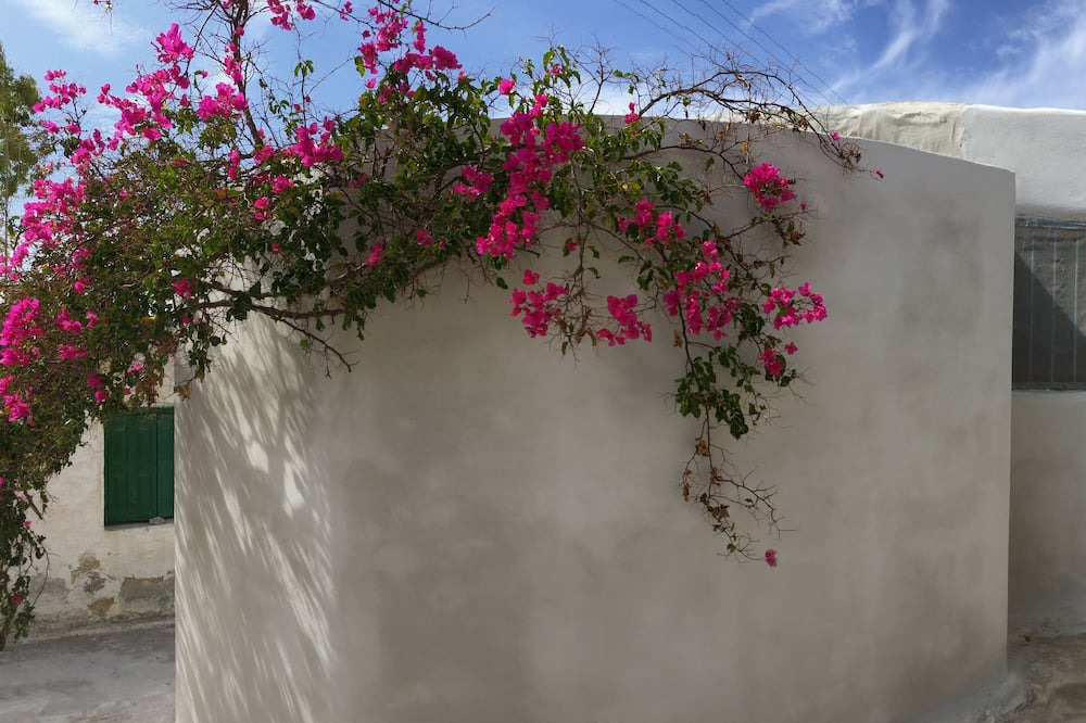 Photo of Outdoor in Glinado