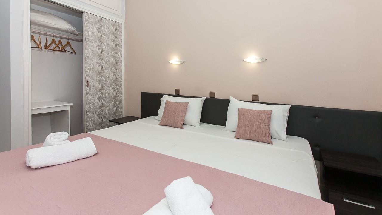 Photo of Bedroom in Tolo