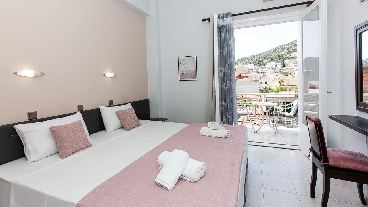 Photo of Bedroom in Tolo