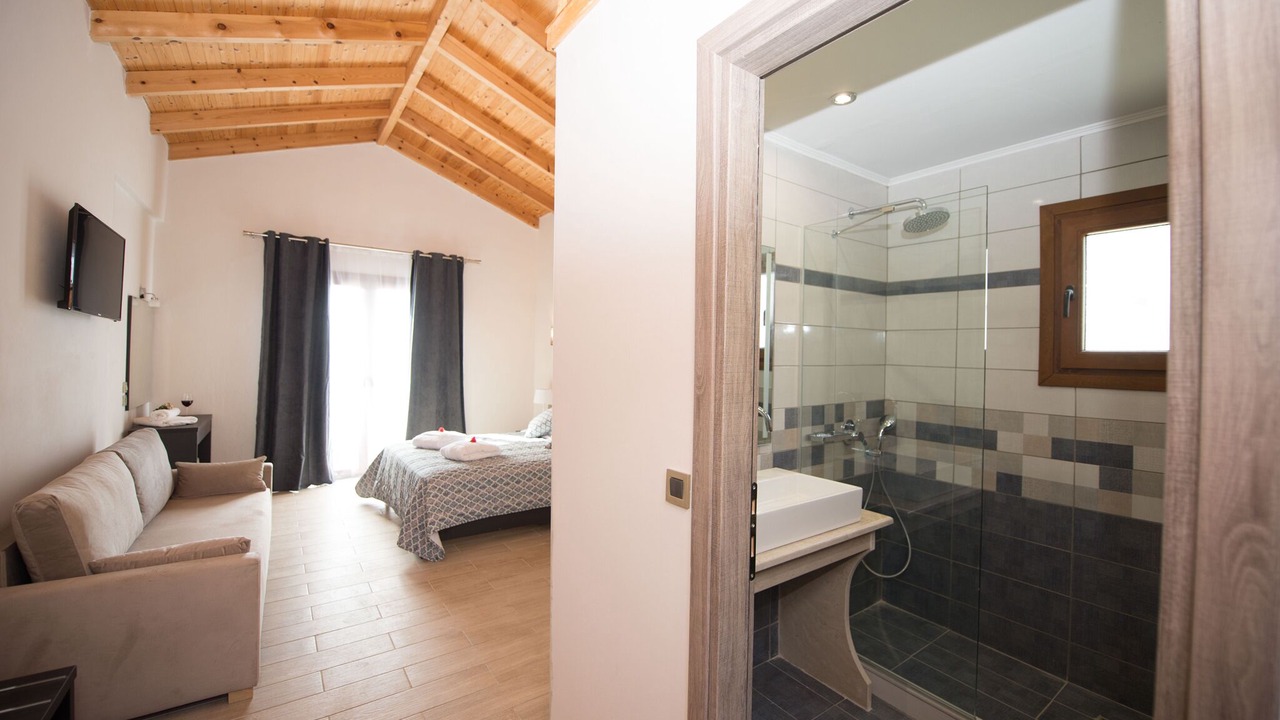 Photo of Bedroom in Erikousa Island