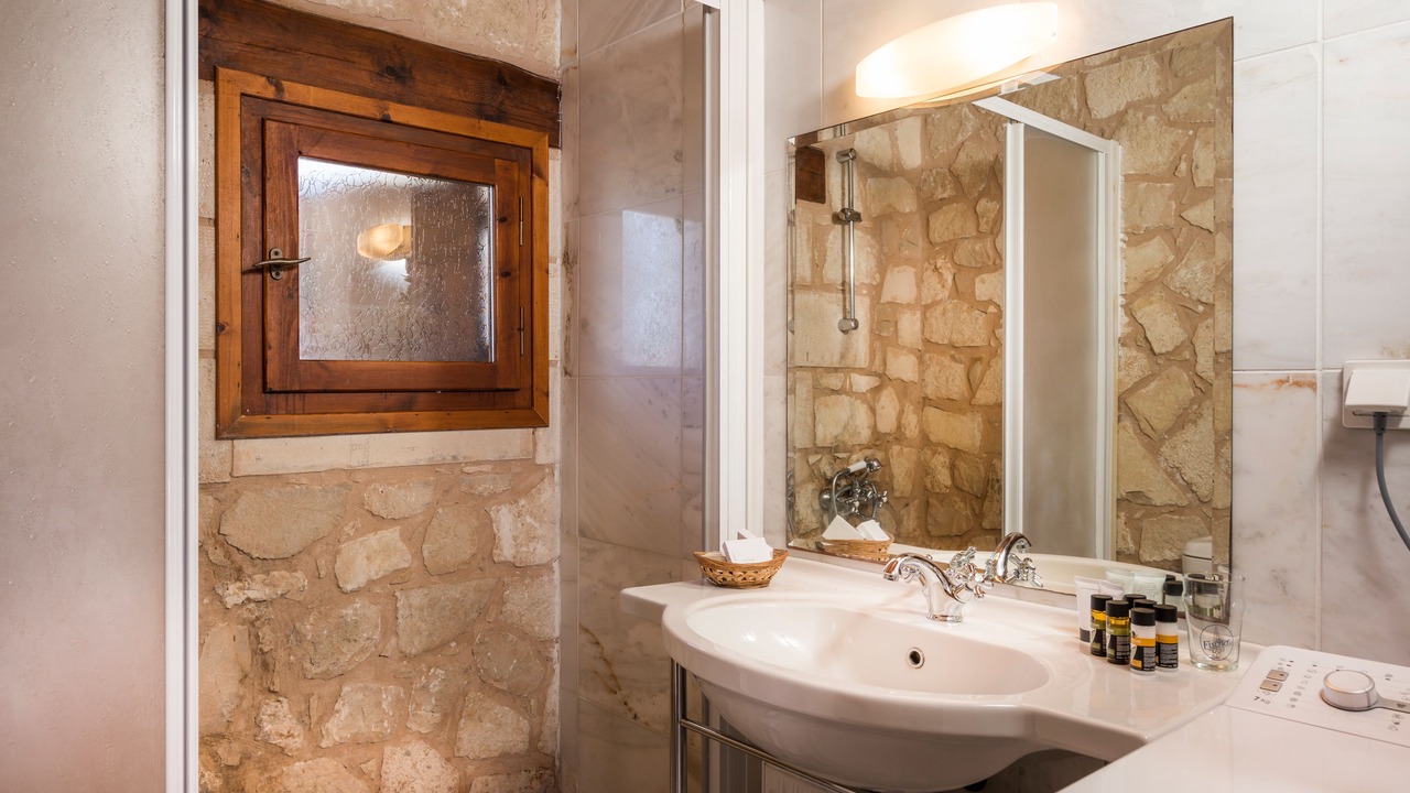 Photo of Bathroom in Spilia