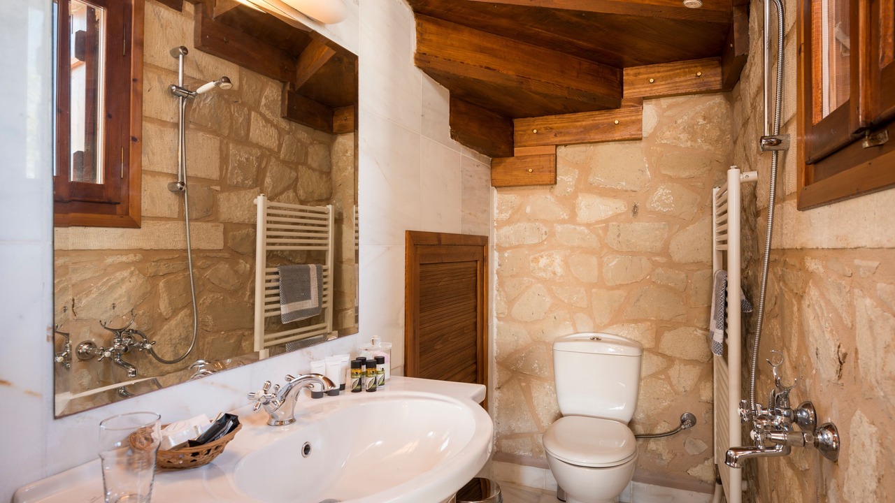 Photo of Bathroom in Spilia