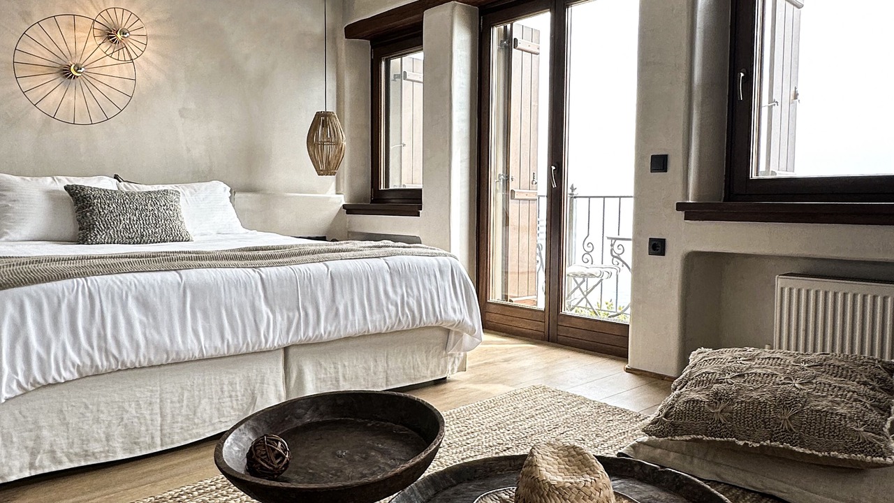 Photo of Bedroom in Papa Nero
