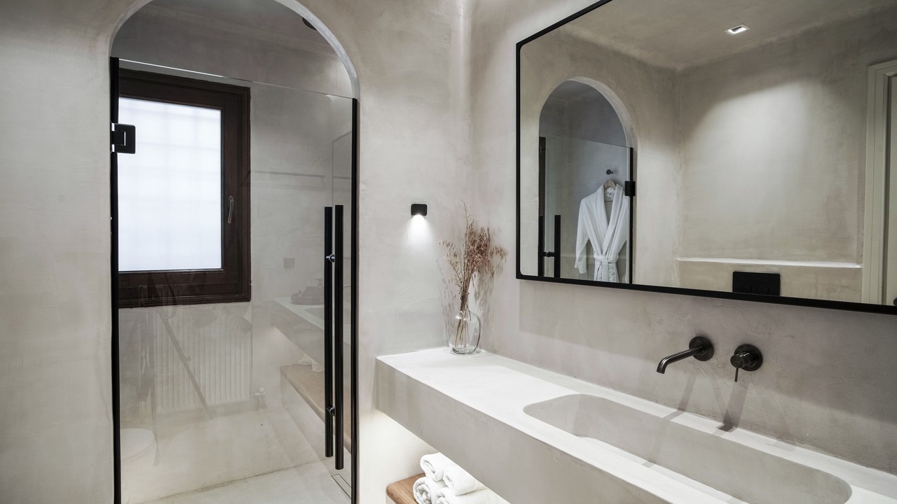 Photo of Bathroom in Papa Nero