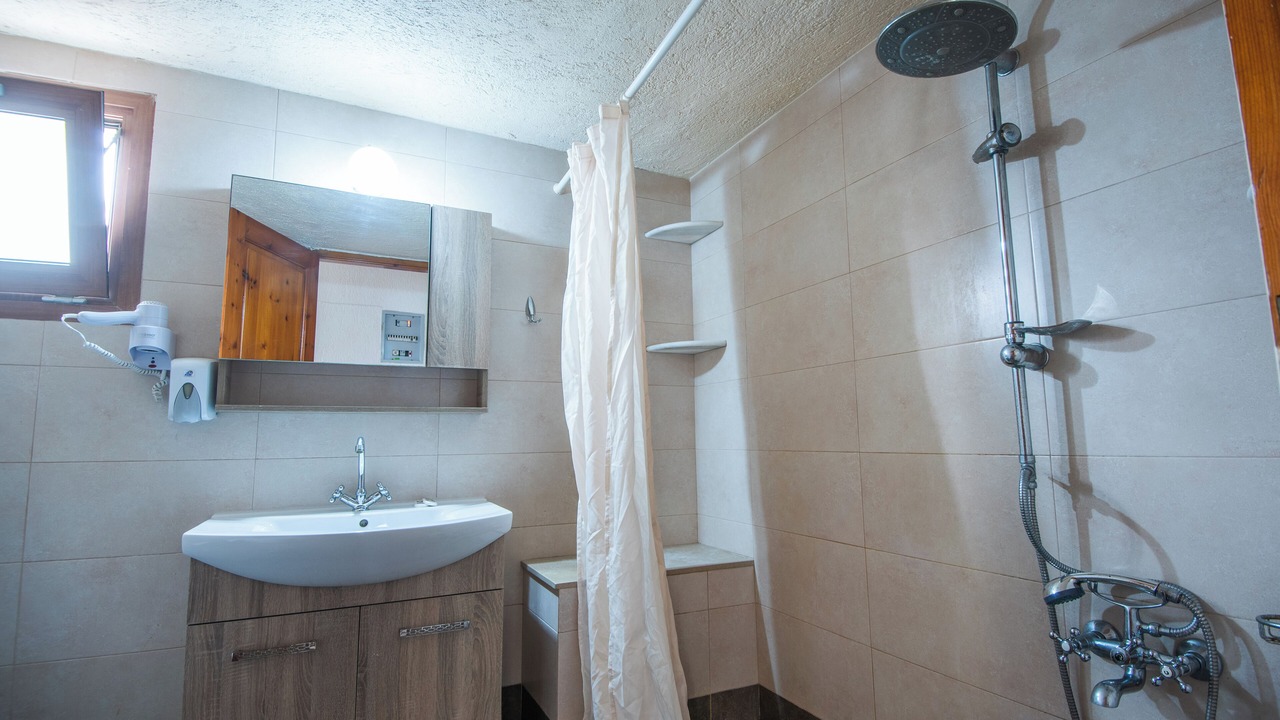 Photo of Bathroom in Plaka