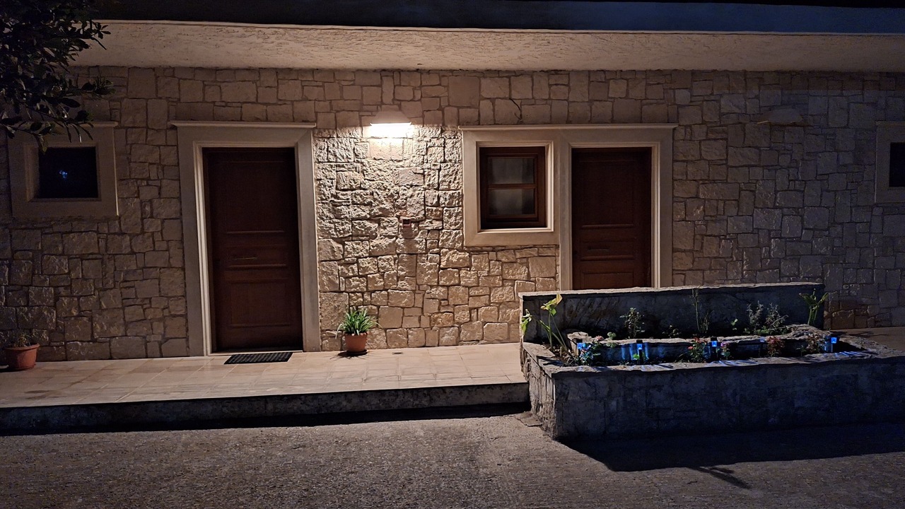 Photo of Outdoor in Monopari