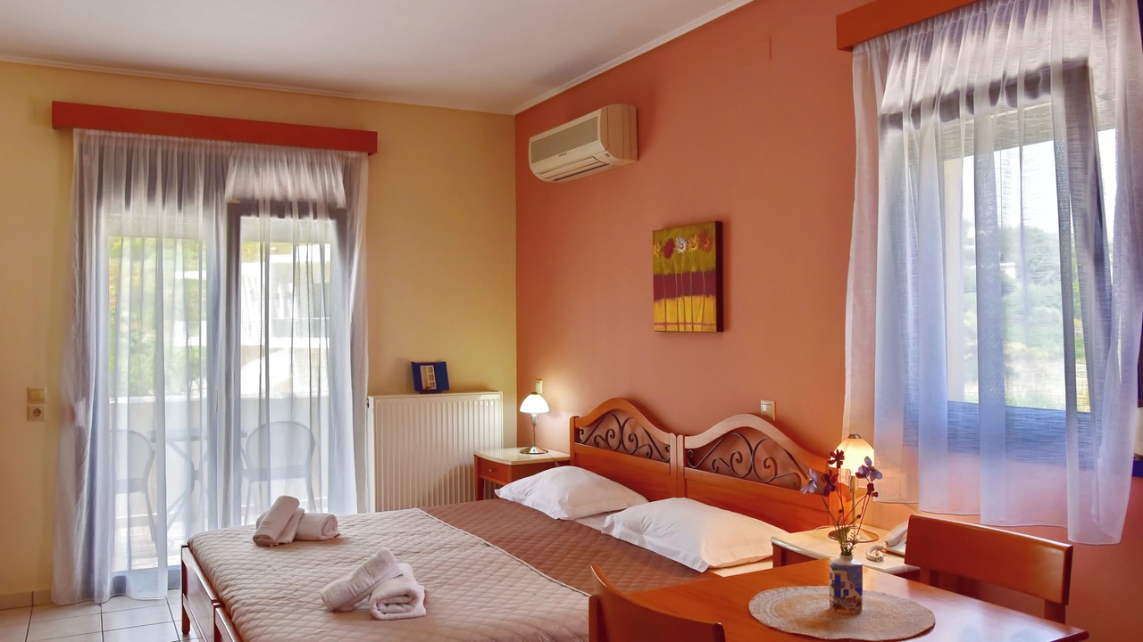 Photo of Bedroom in Emporios
