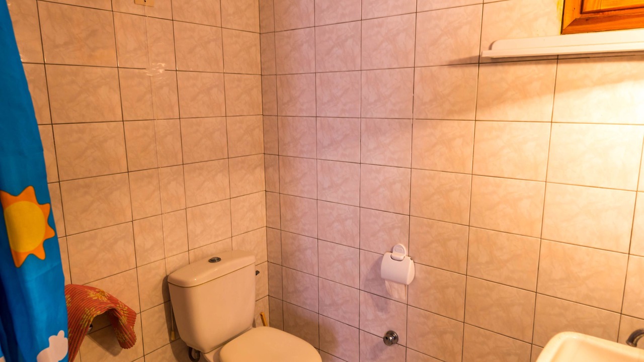 Photo of Bathroom in Diafani