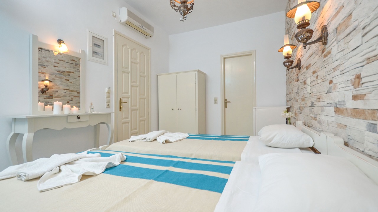 Photo of Bedroom in Agia Anna