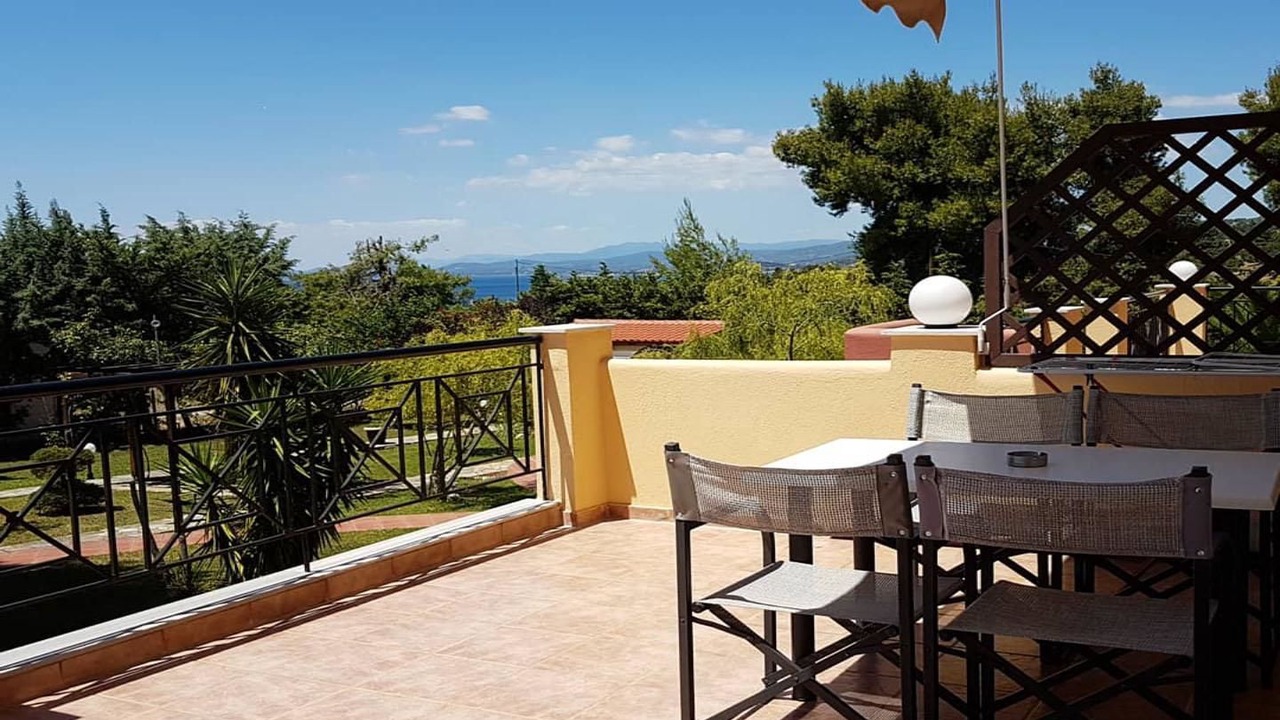 Photo of Bedroom in Elia Nikitis