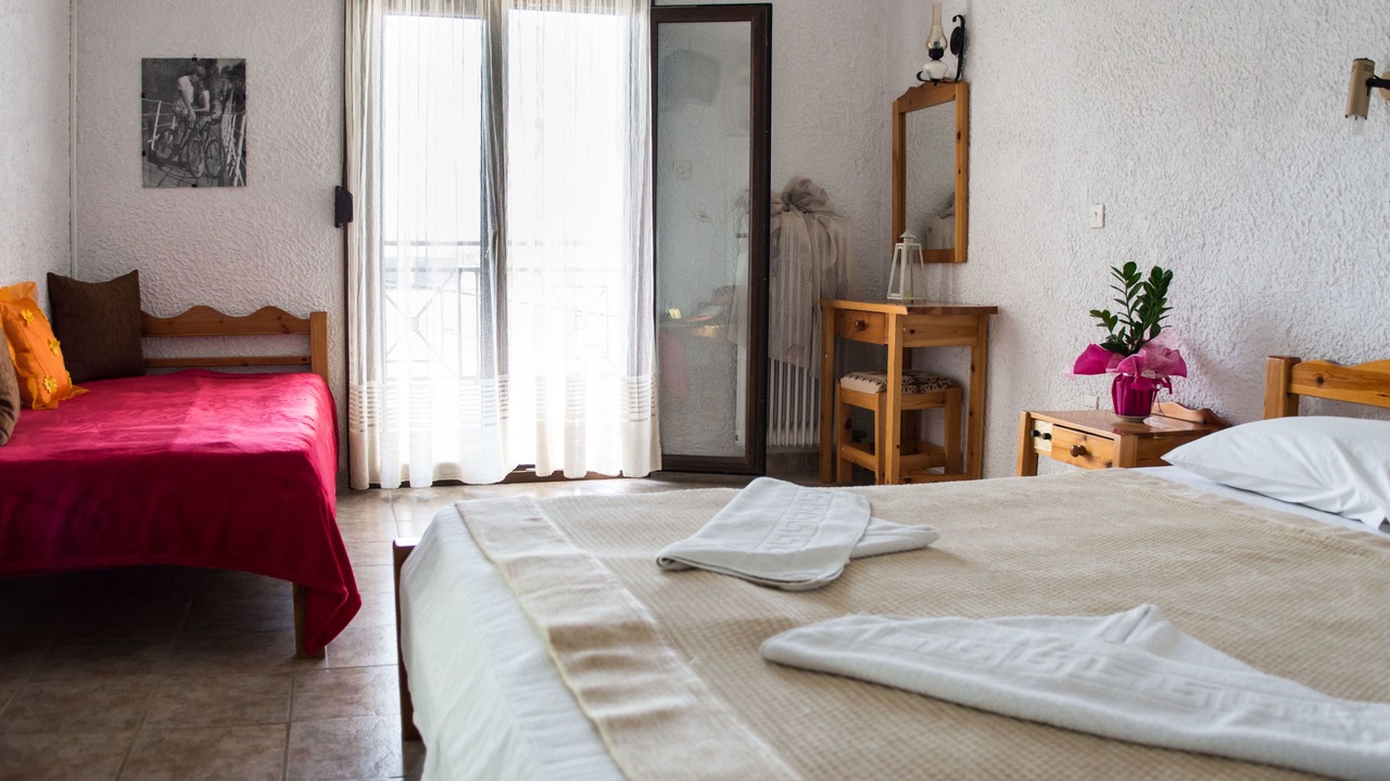 Photo of Bedroom in Karlovassi
