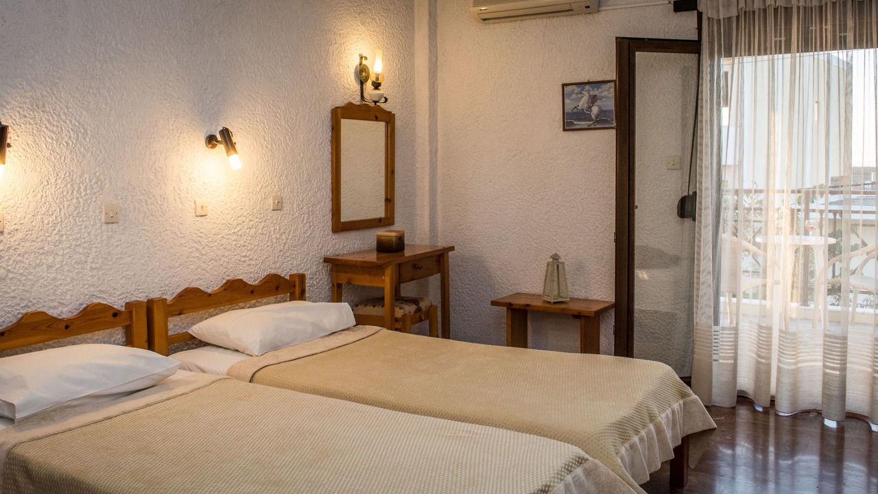 Photo of Bedroom in Karlovassi