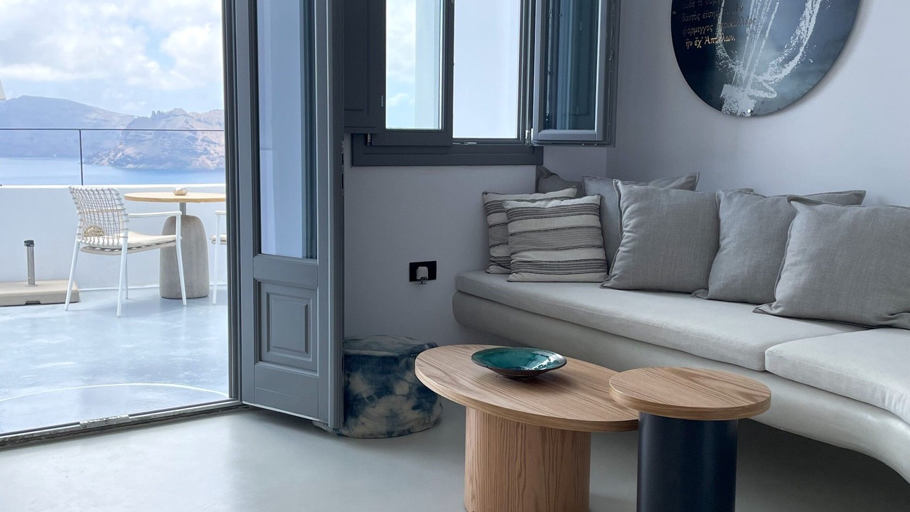 Photo of Bedroom in Oia