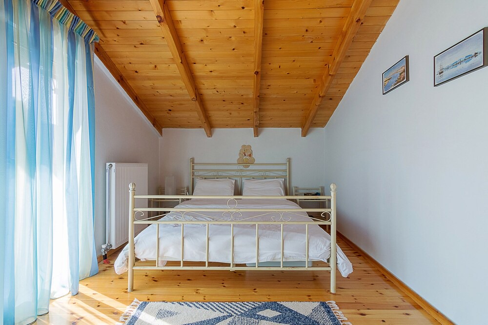 Photo of Bedroom in Markopoulo Mesogaias