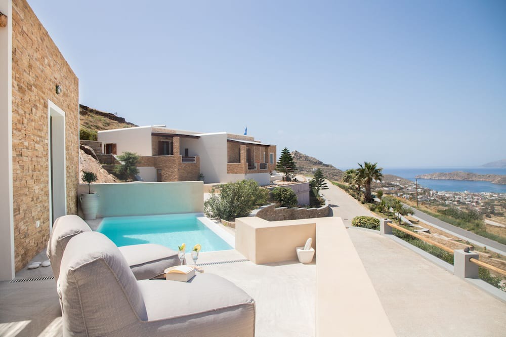 Photo of Patio Balcony in Ios