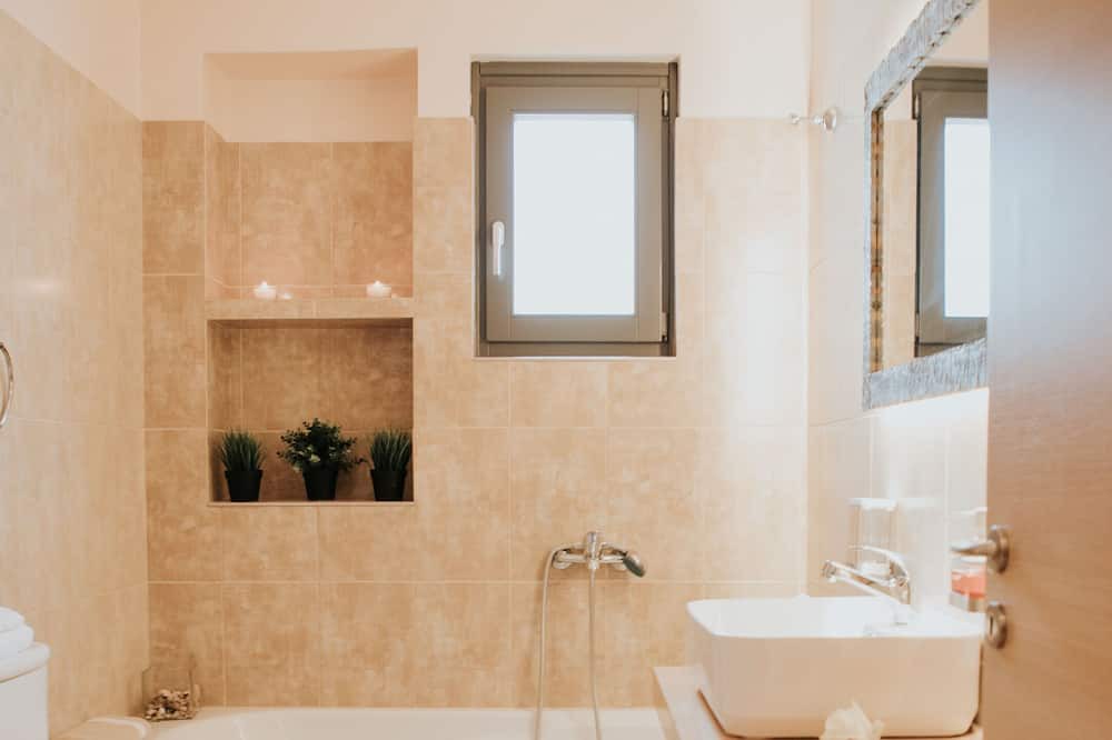 Photo of Bathroom in Ios