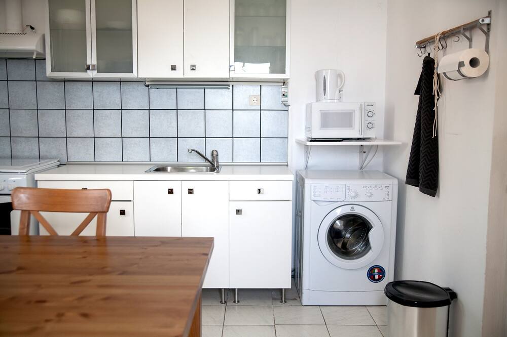 Photo of Kitchen in East Mani