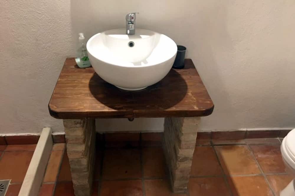 Photo of Bathroom in Ftelia