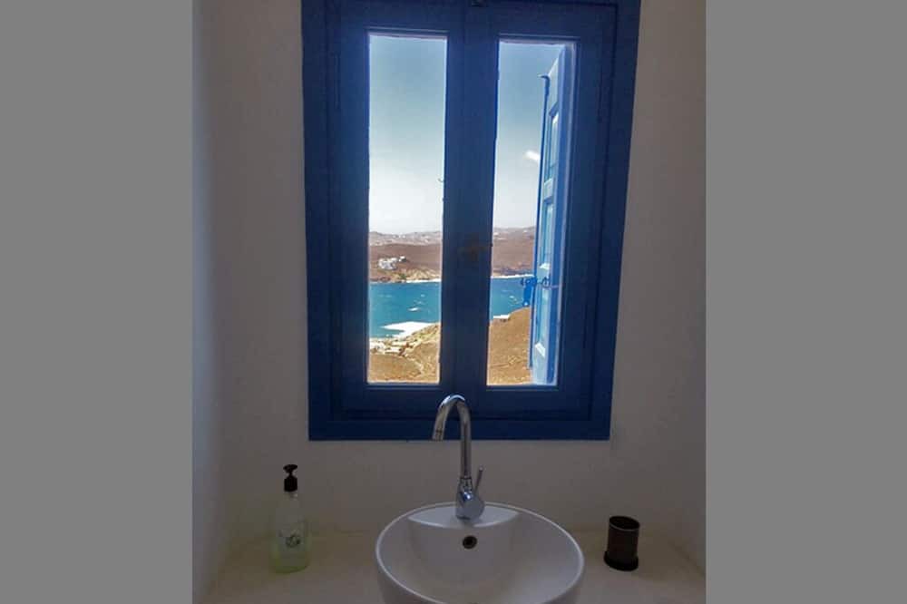 Photo of Bathroom in Ftelia