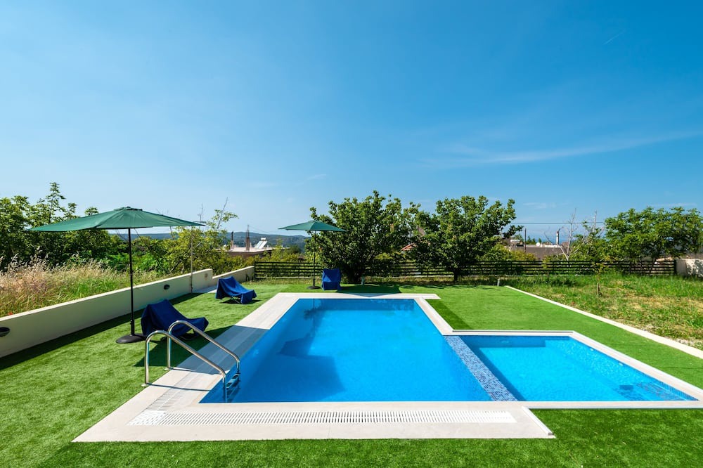 Photo of Outdoor in Salakos