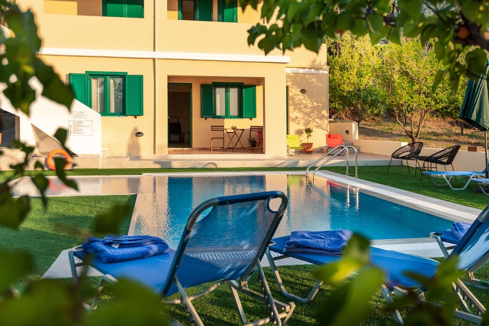 Photo of Outdoor in Salakos