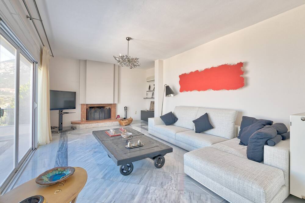 Photo of Livingroom in Melissopetra