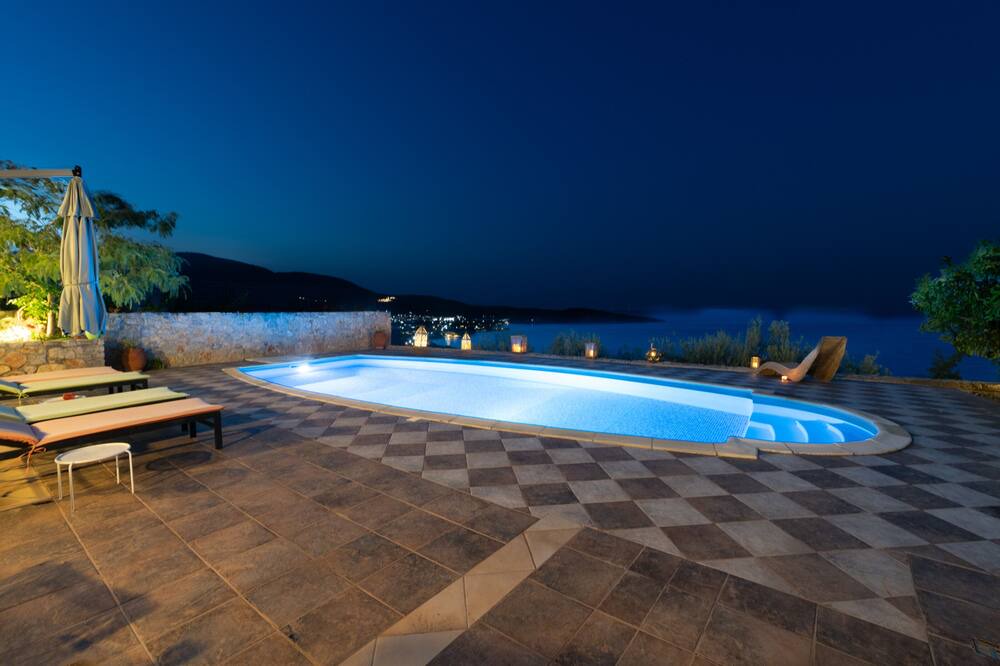 Photo of Outdoor in Melissopetra