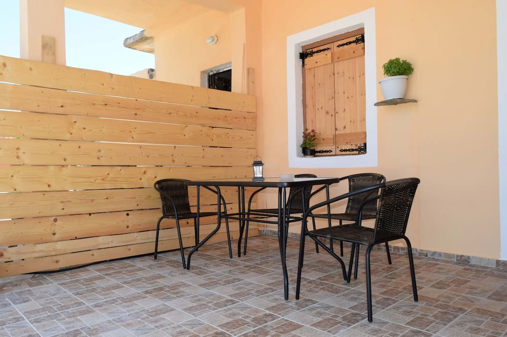 Photo of Patio Balcony in Moni Chrisoskalitissis