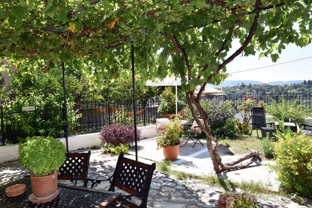 Photo of Outdoor in Antipernoi