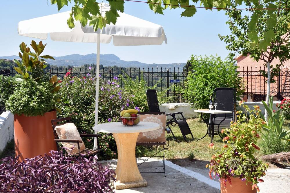 Photo of Outdoor in Antipernoi