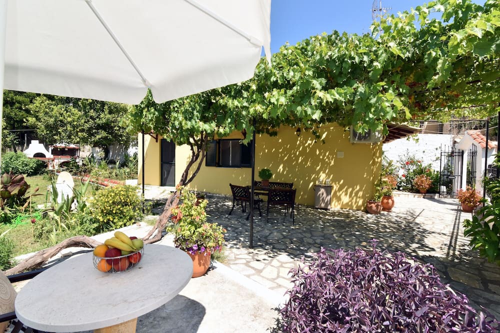 Photo of Patio Balcony in Antipernoi