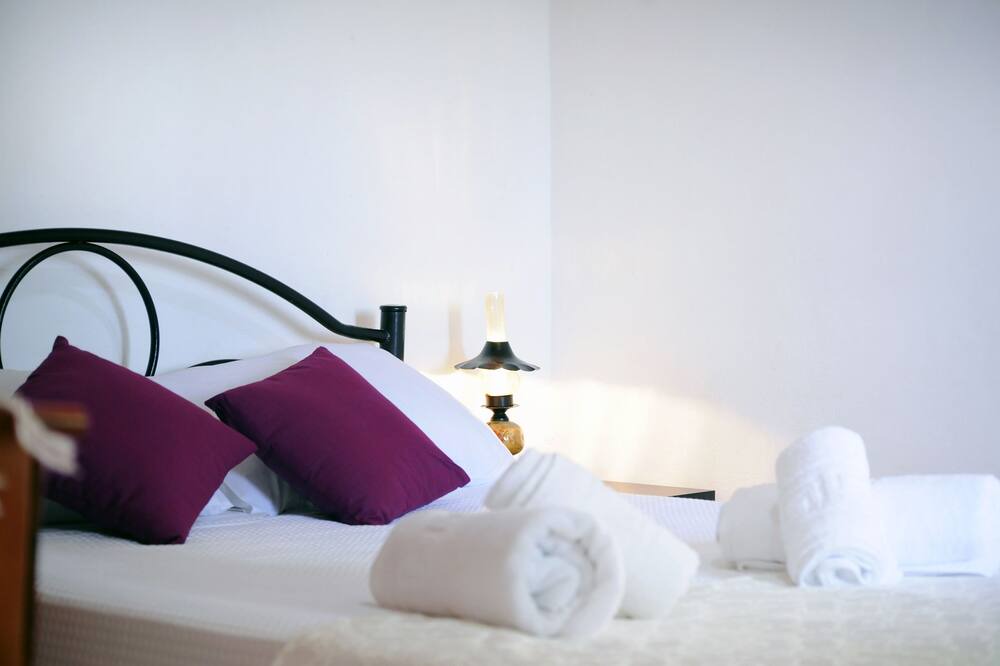 Photo of Bedroom in Antipernoi