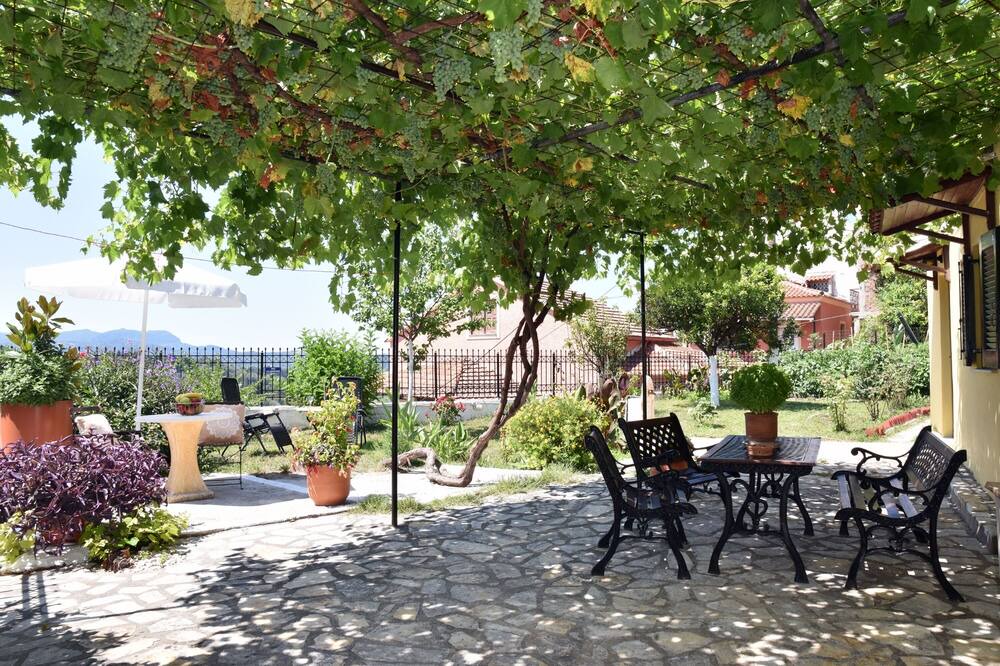 Photo of Outdoor in Antipernoi